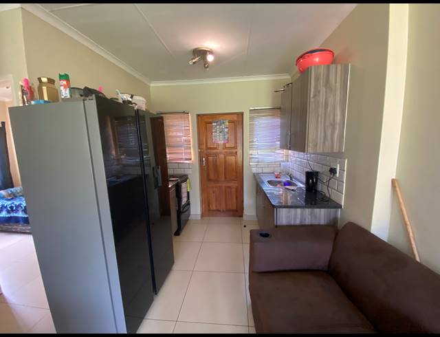3 BEDROOM SECTIONAL TITLE FOR SALE IN COMET